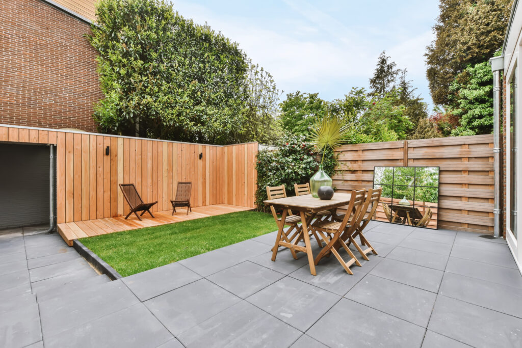 fence and courtyard in backyard